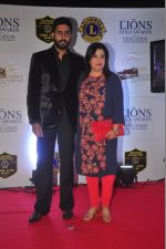 Abhishek Bachchan, Farah Khan at the 21st Lions Gold Awards 2015 in Mumbai on 6th Jan 2015